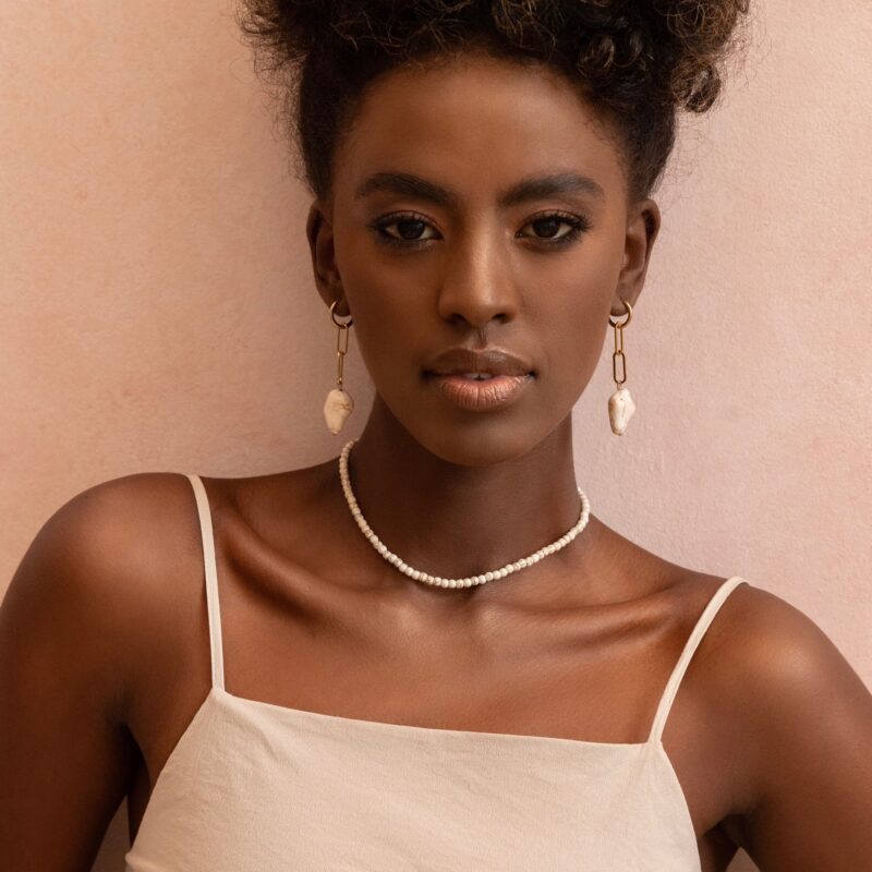 Naszyjnik typu choker "Kalifornia" - Howlit