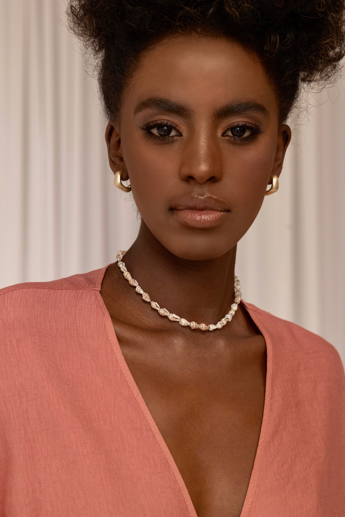 Naszyjnik typu choker „Madagaskar” – muszelki