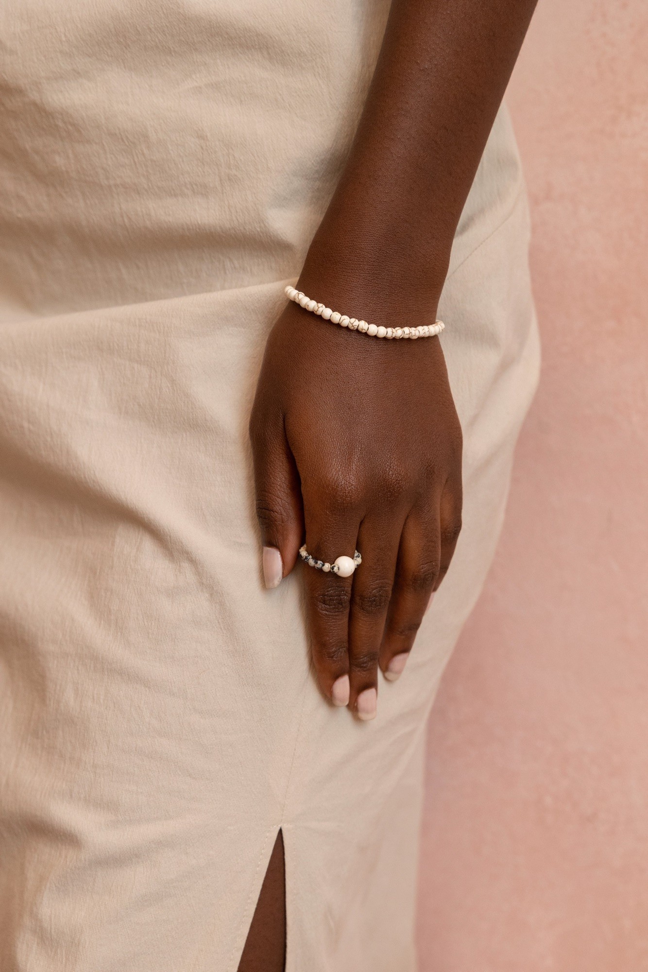 Pierścionek elastyczny „Kalifornia” – Jaspis Dalmatyński, Kamień rzeczny afrykański