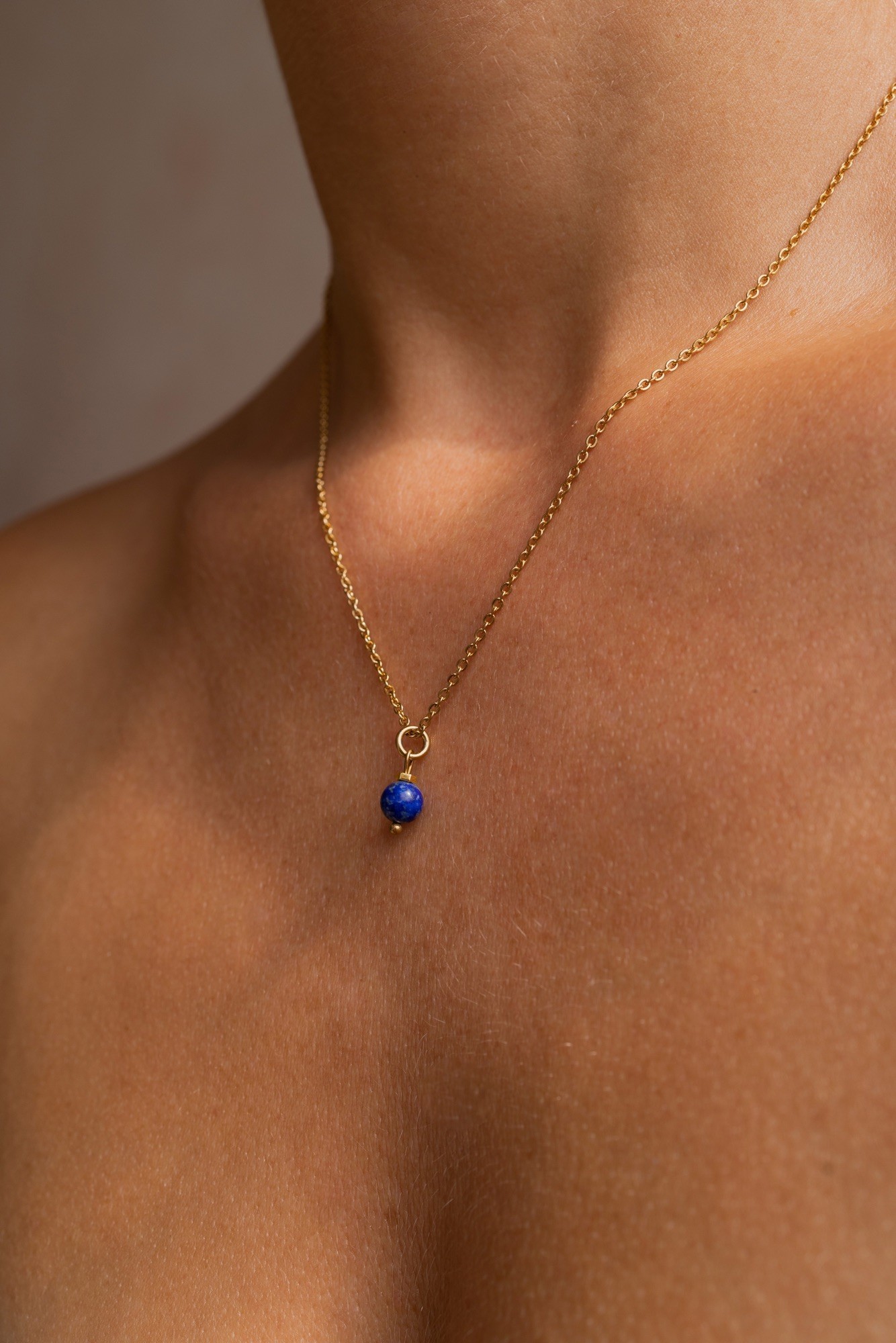 Naszyjnik zodiakalny – Strzelec – Lapis Lazuli – stal szlachetna pozłacana