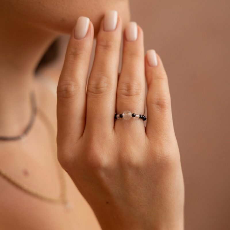 Pierścionek elastyczny "Black festive" - Kryształ górski, Turmalin czarny