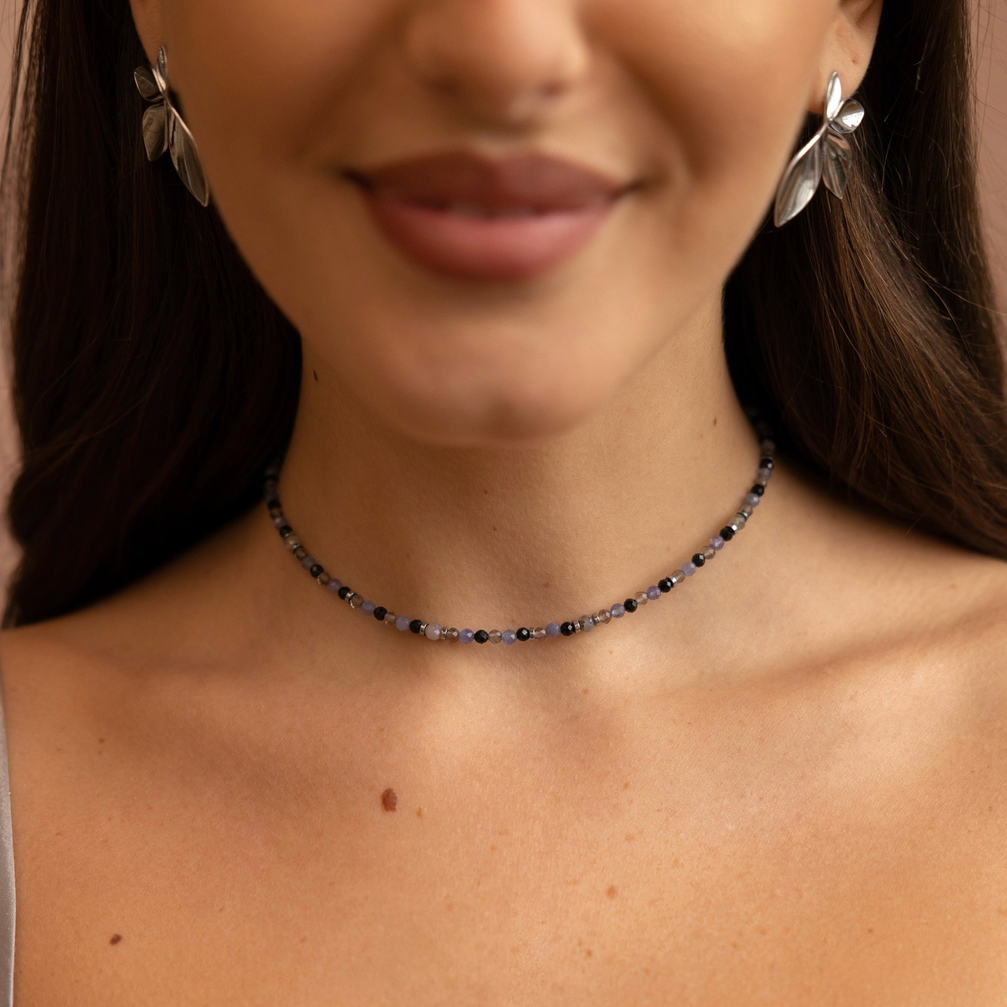 Choker „Tanzanite silver” – Tanzanit, Hematyt, Labradoryt, Turmalin