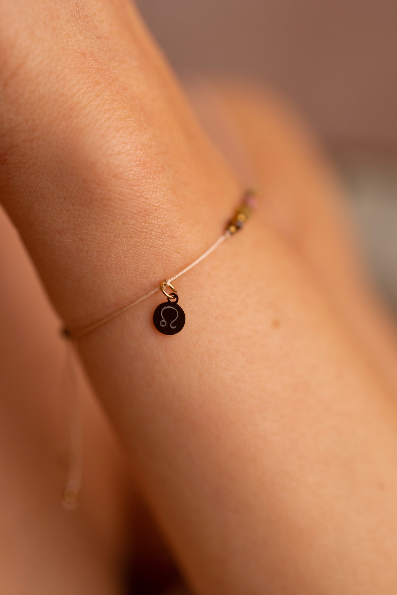 Bransoletka sznurkowa zodiakalna – Koziorożec