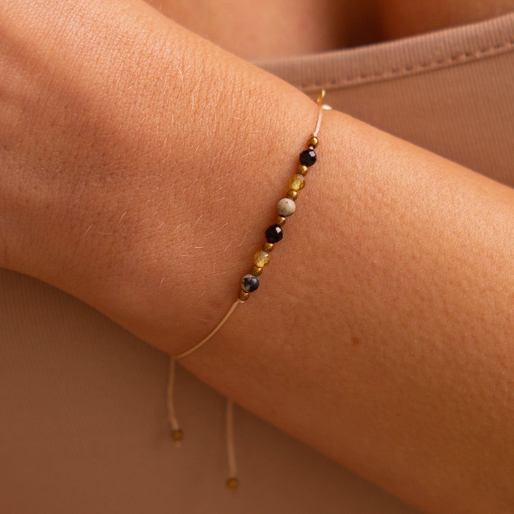 Bransoletka sznurkowa zodiakalna – Baran