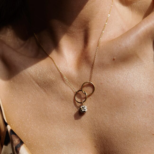 Łańcuszek koła "Hot wave" - Jaspis Dalmatyński