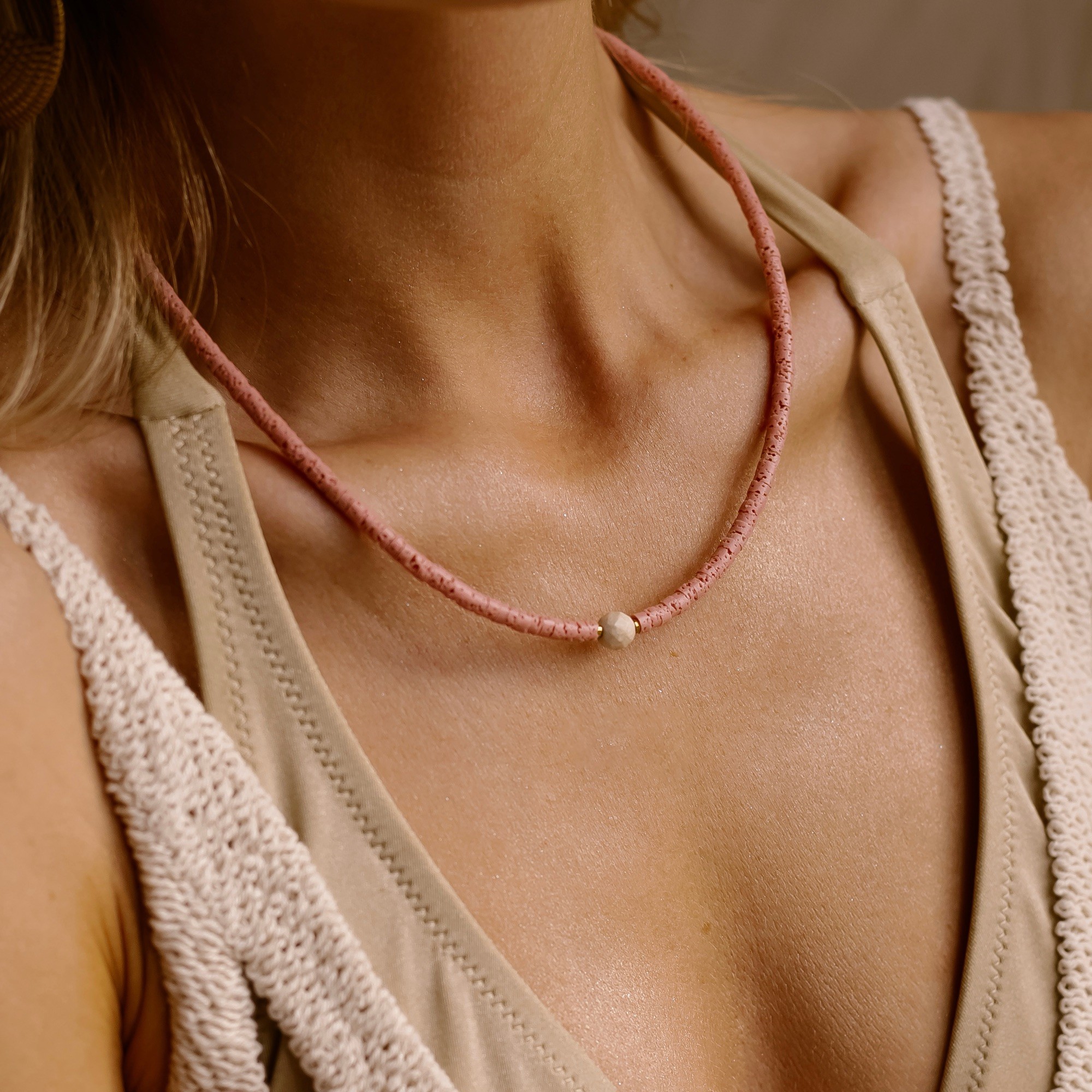 Naszyjnik „Boho summer” – lawa wulkaniczna, kamień rzeczny