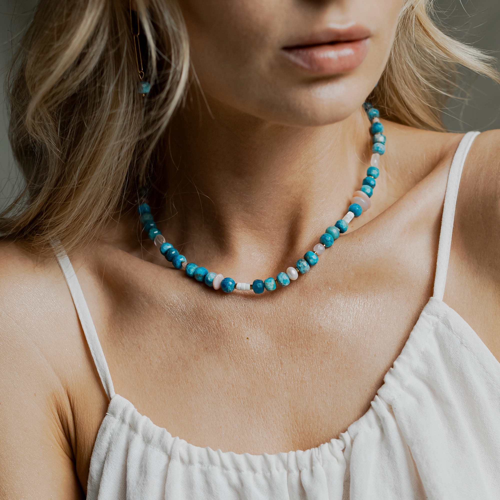 Naszyjnik „Oasis” – Apatyt, Opal peruwiański, Kwarc różowy