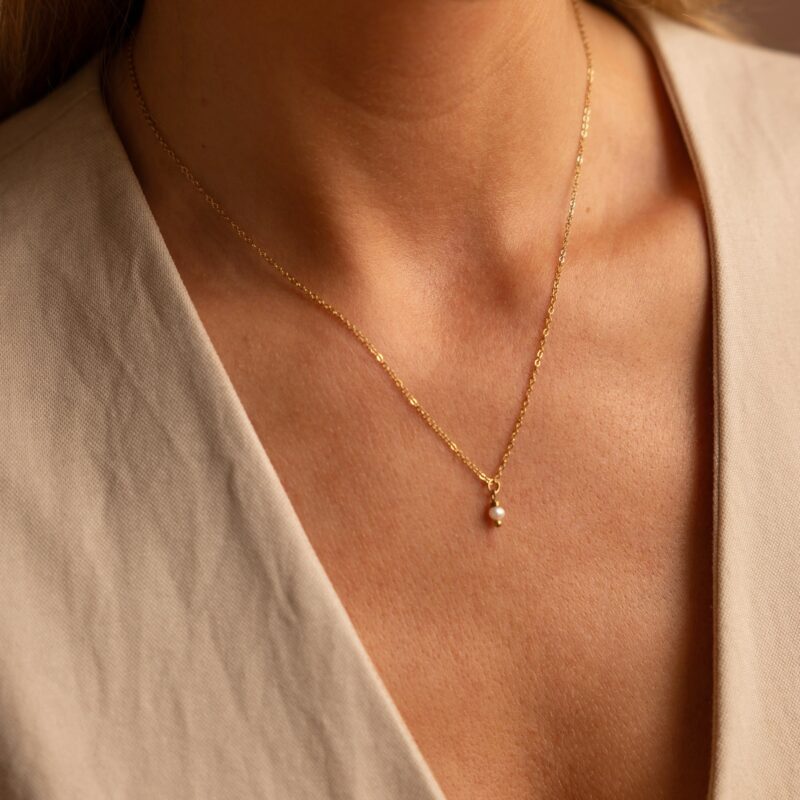 Łańuszek z wiszącą perełką "Minimal Pearl " - perła słodkowodna