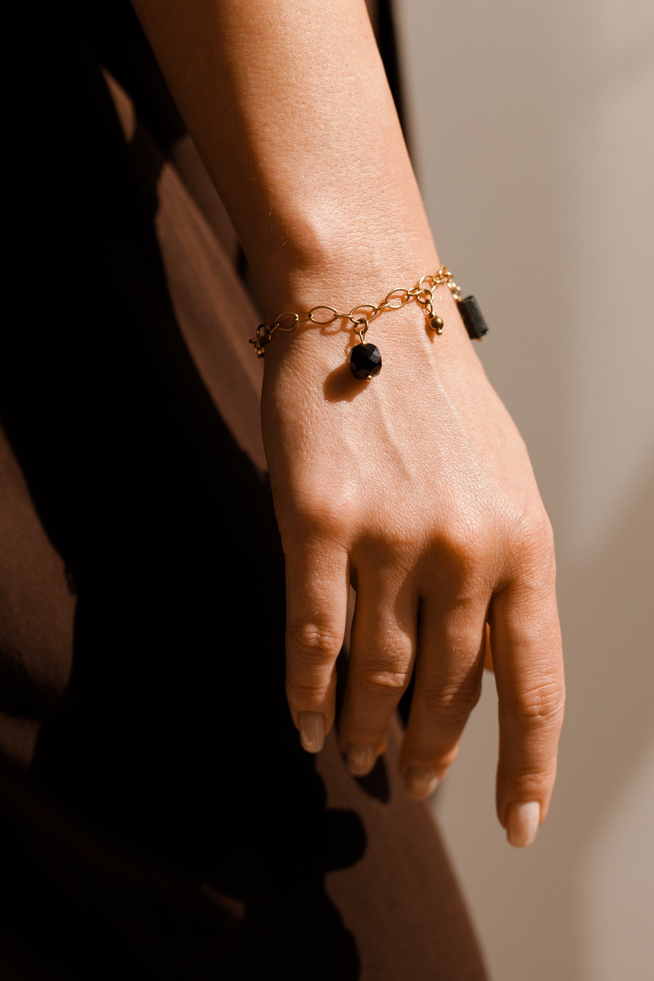 Bransoletka Black Wave chain – stal szlachetna, Onyks, Turmalin, Szungit, Agat