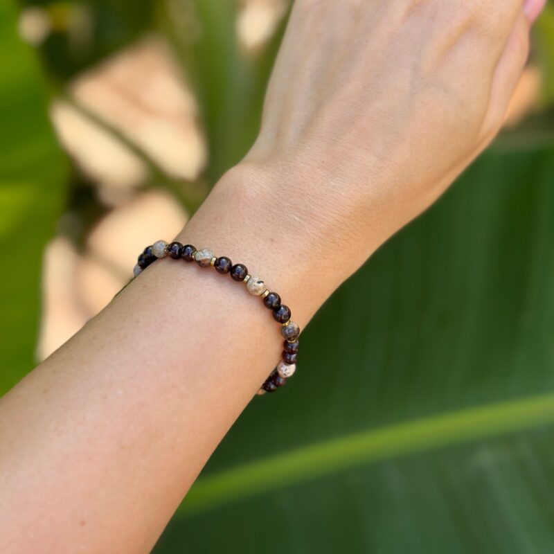 Bransoletka elastyczna "Golden vibe" - Granat, Rodonit