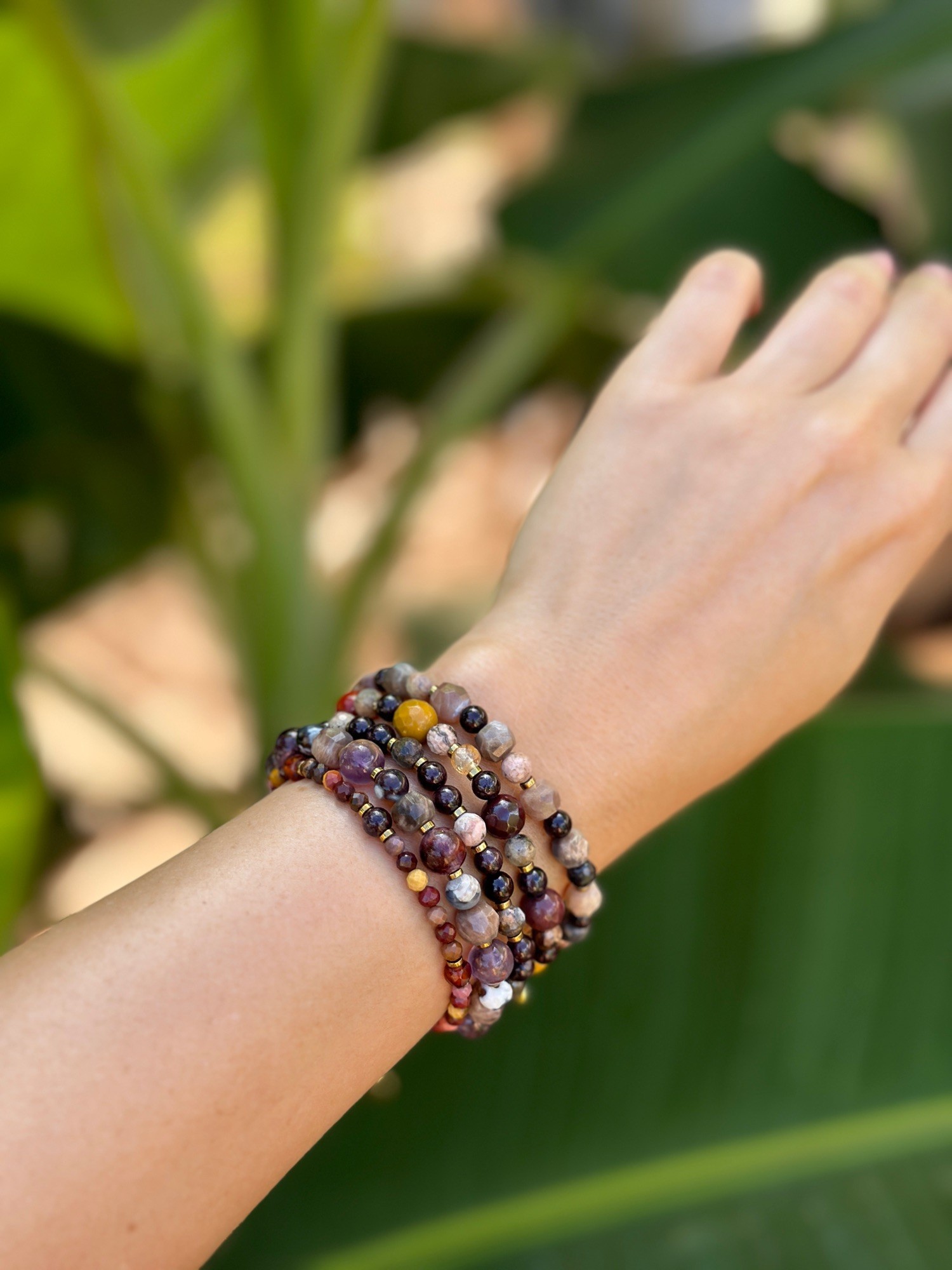 Bransoletka elastyczna Golden vibe citrine – Mokait, Granat, Rodonit, Cytryn, Hematyt