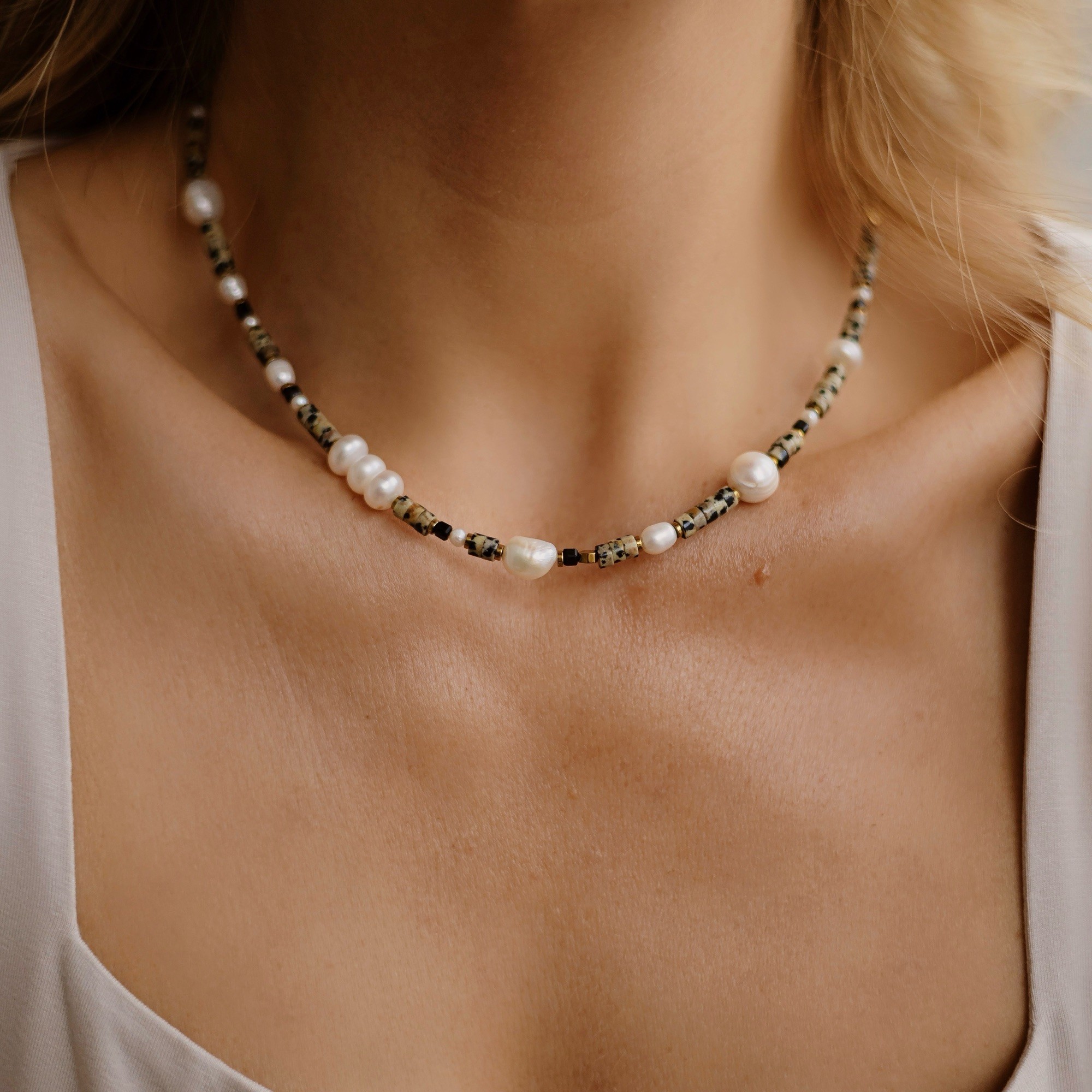 Naszyjnik Pearl cozy – Perła naturalna, Jaspis dalmatyński, Turmalin czarny, Hematyt