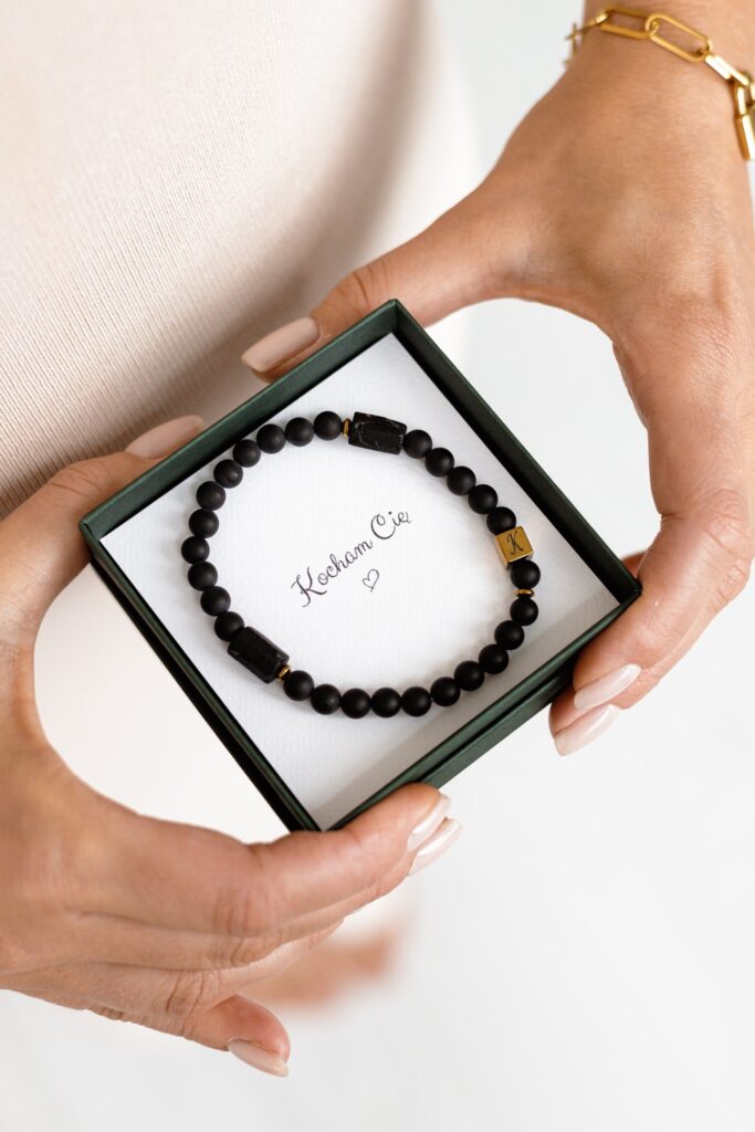 Bransoletka męska z grawerem Black love - Onyks, Turmalin czarny