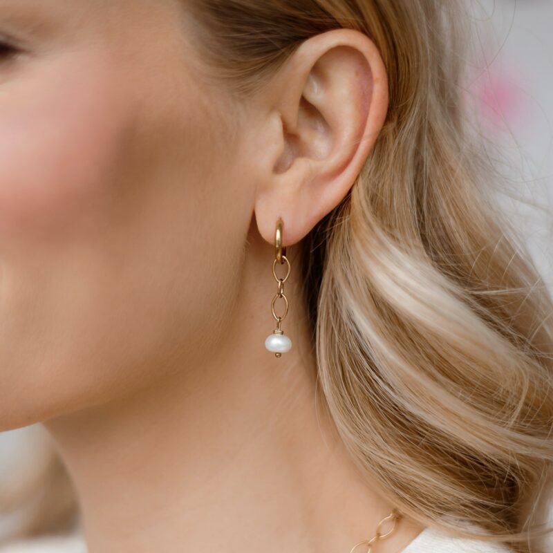 Kolczyki Pearl chain - perła słodkowodna, stal szlachetna