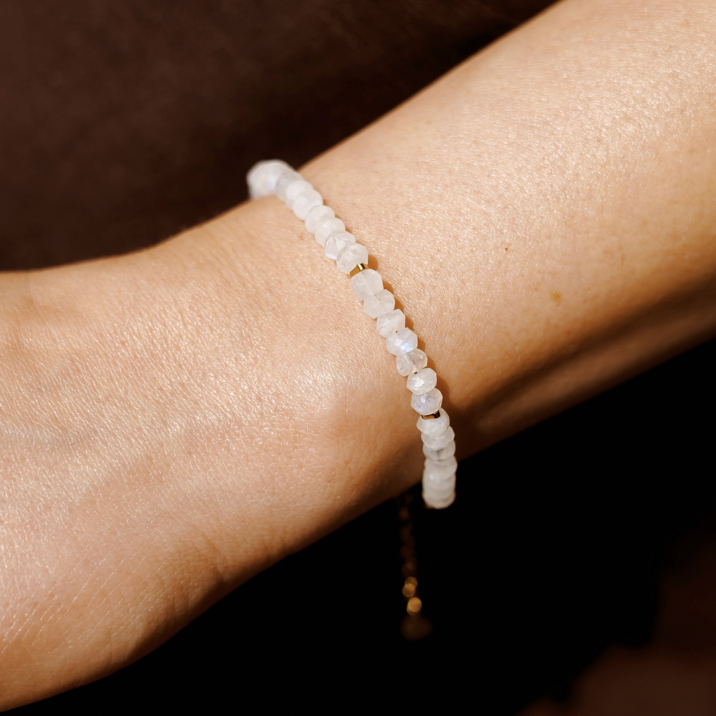 Bransoletka Shell story – Kamień księżycowy, Hematyt