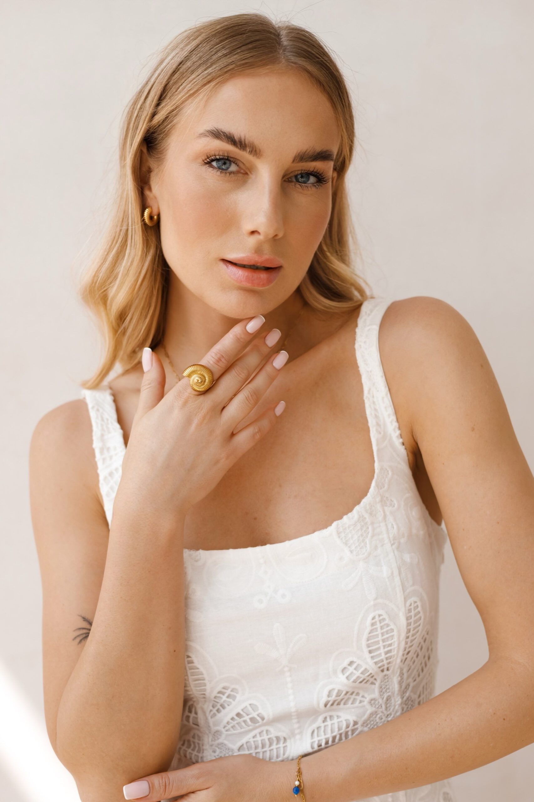 Pierścionek Shell coast – stal szlachetna