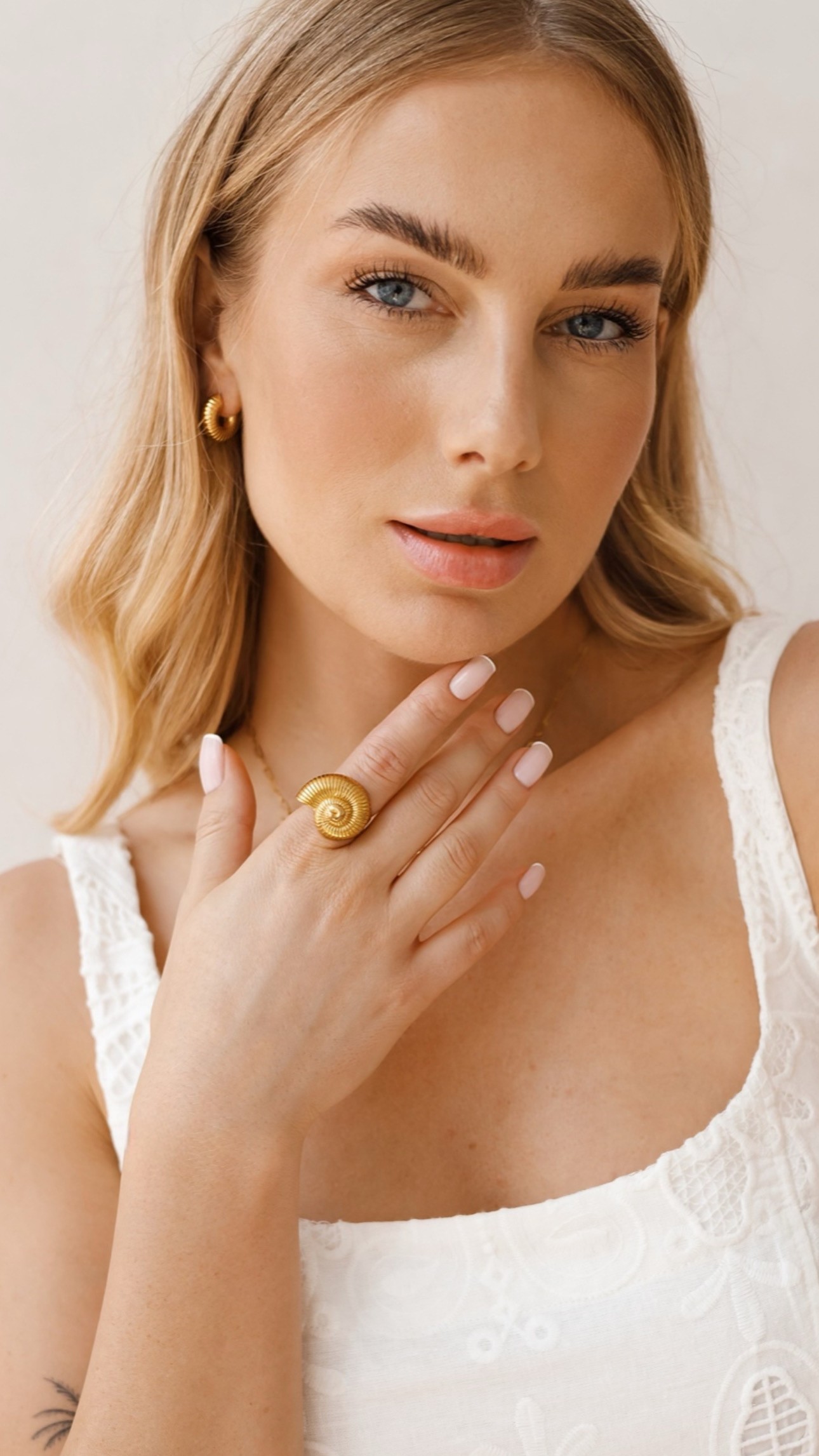 Kolczyki Shell coast – stal szlachetna