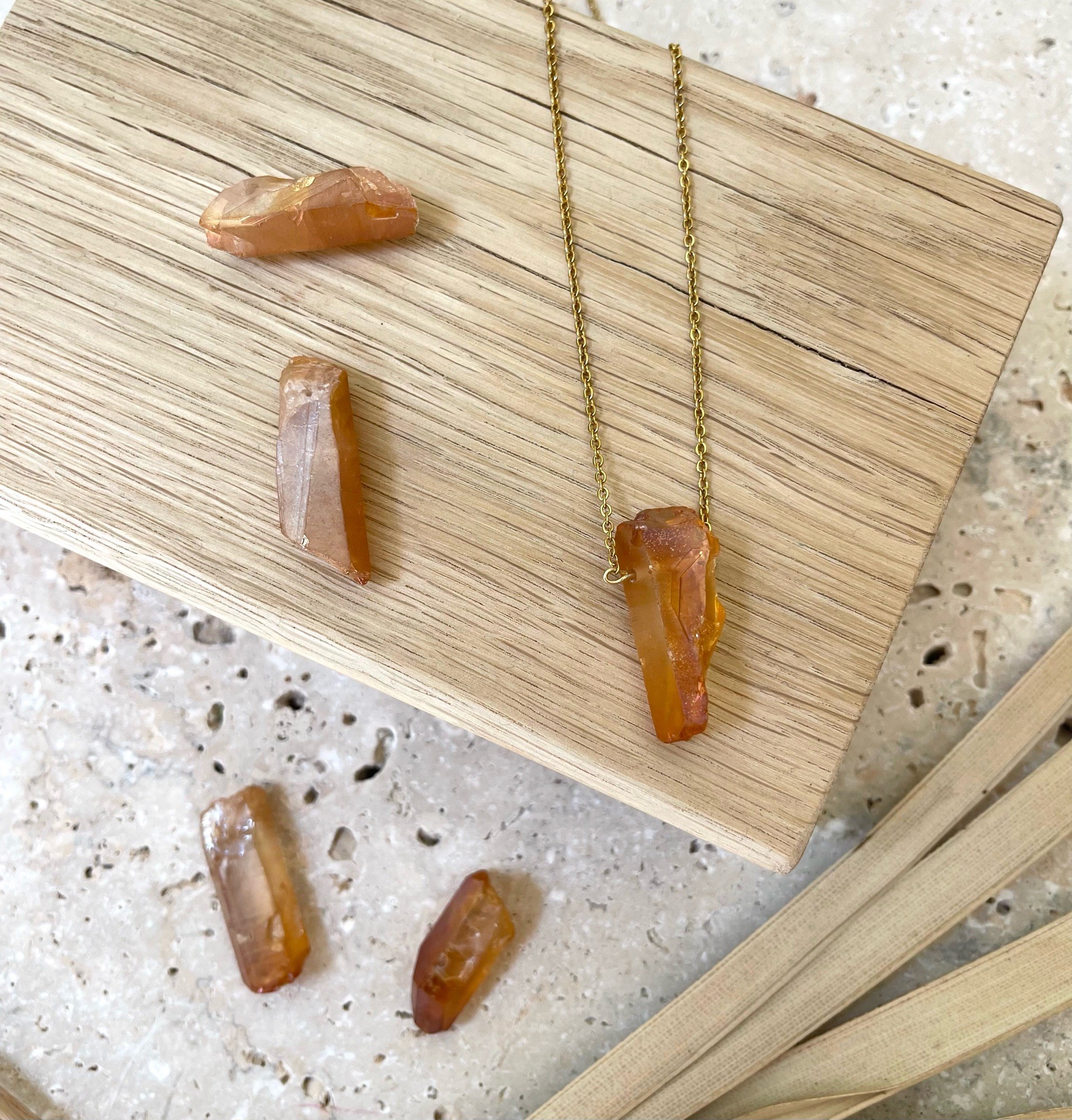 Naszyjnik „Orange Voyage” – Kwarc