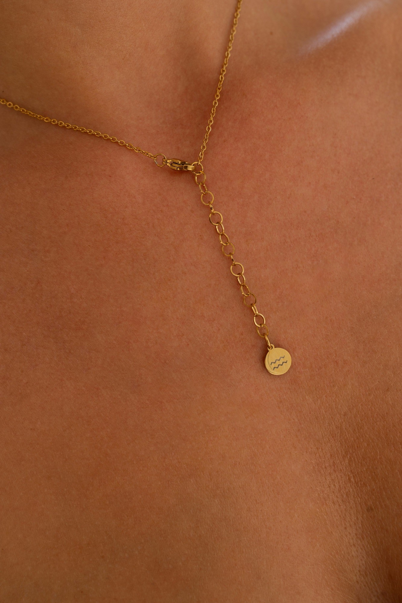 Naszyjnik zodiakalny – Wodnik – Chryzokola – stal szlachetna pozłacana