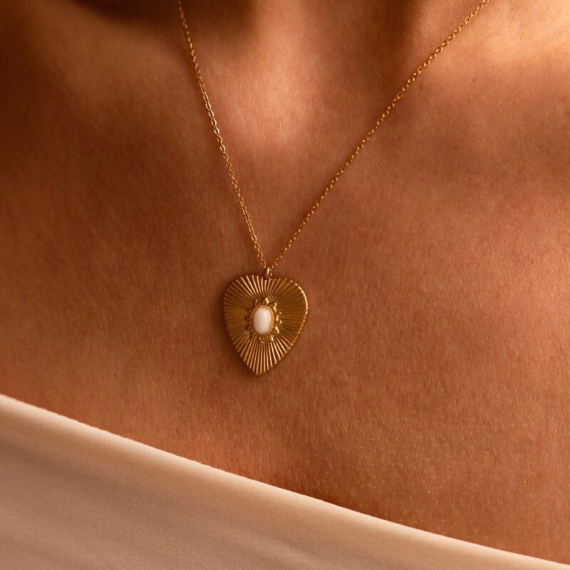 Naszyjnik Vintage Love - Masa perłowa - naszyjnik ze stali szlachetnej pozłacanej