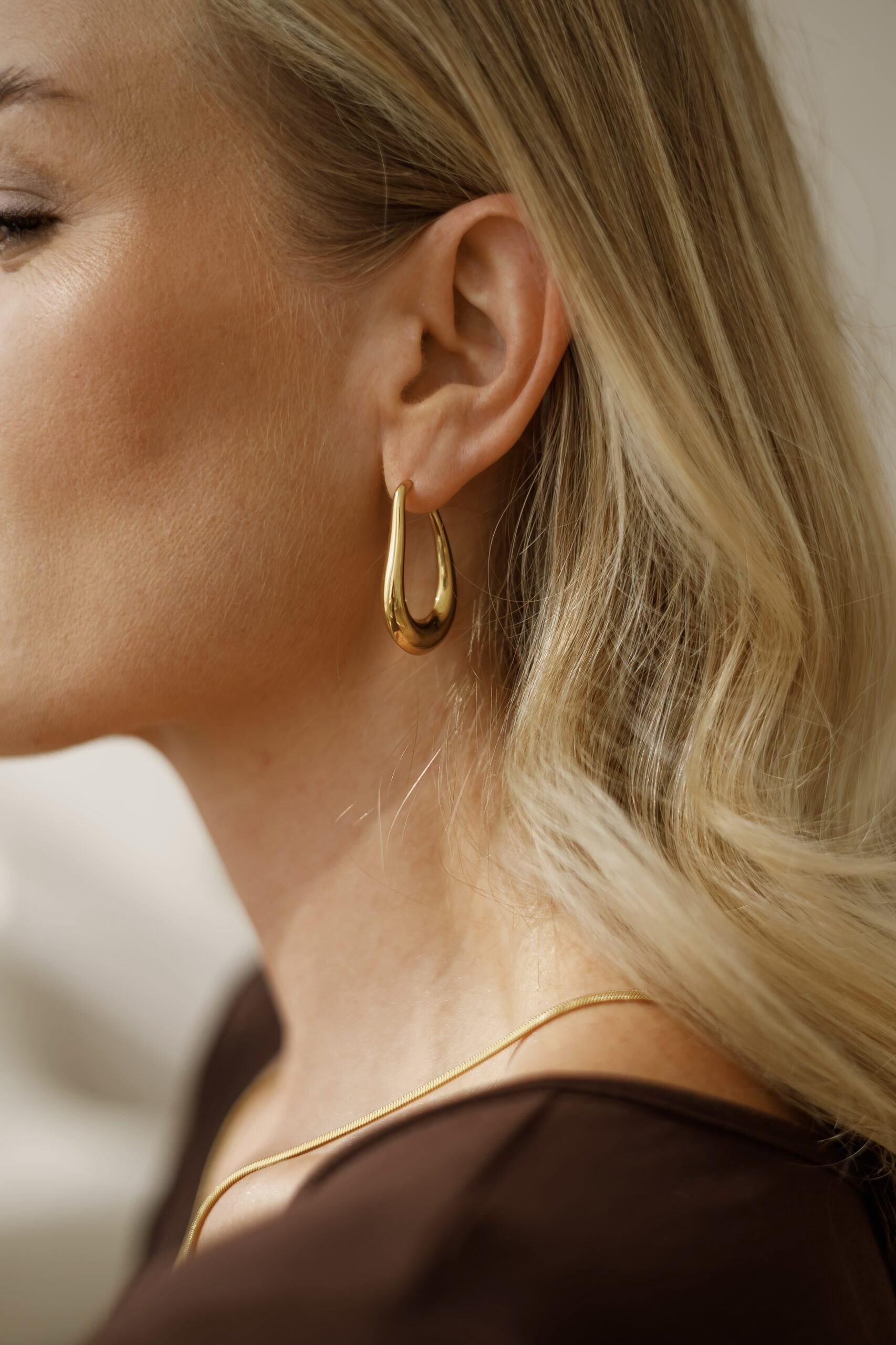 Kolczyki Tie gold – stal szlachetna