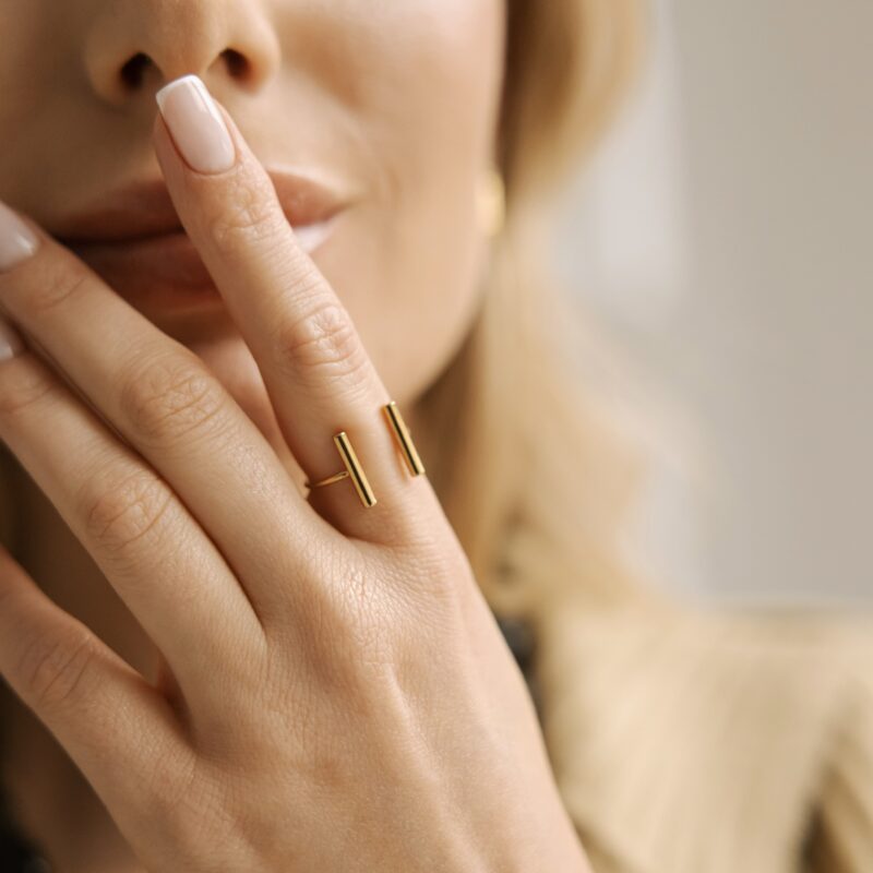 Pierścionek regulowany Aurora - stal szlachetna pozłacana