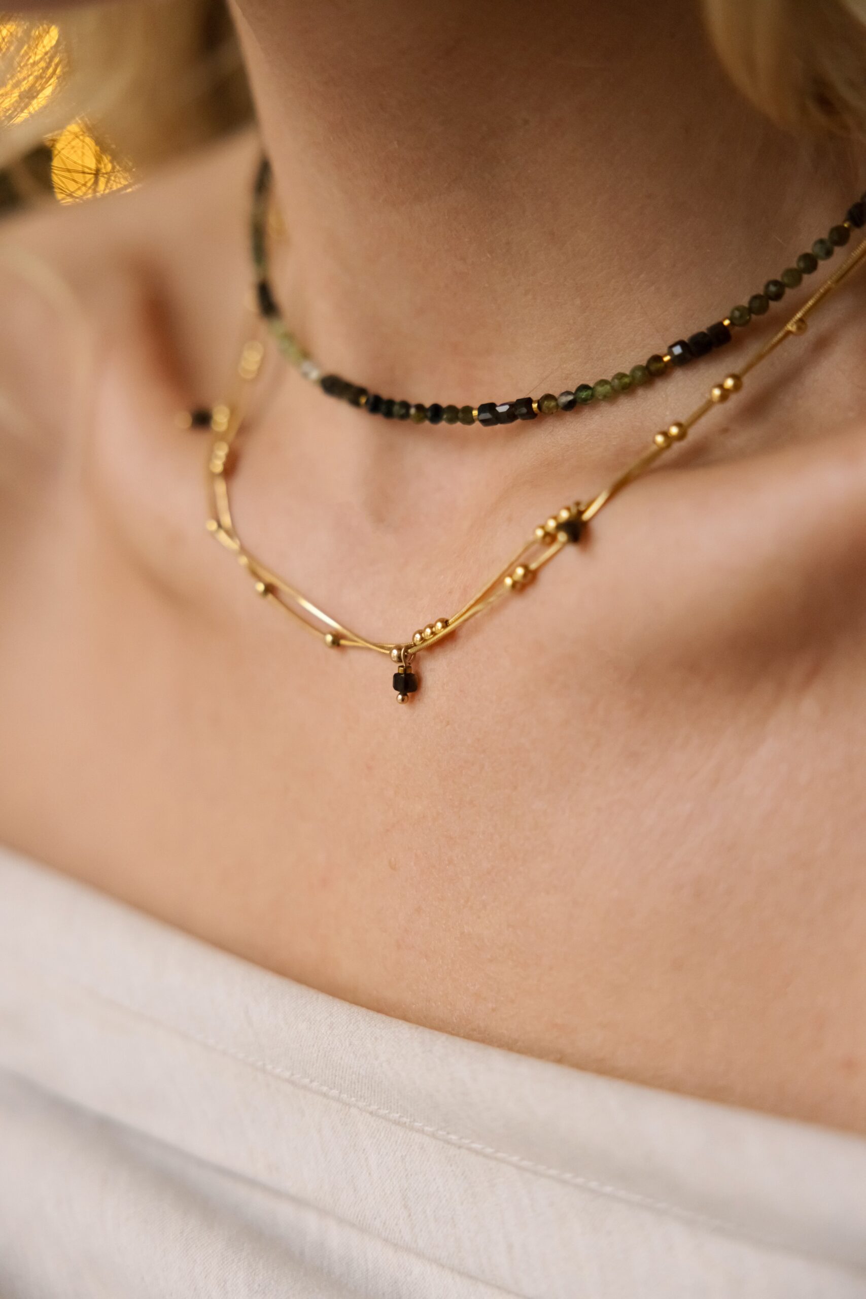 Łańcuszek Winter forest GOLD –  Obsydian złocisty, stal szlachetna pozłacana