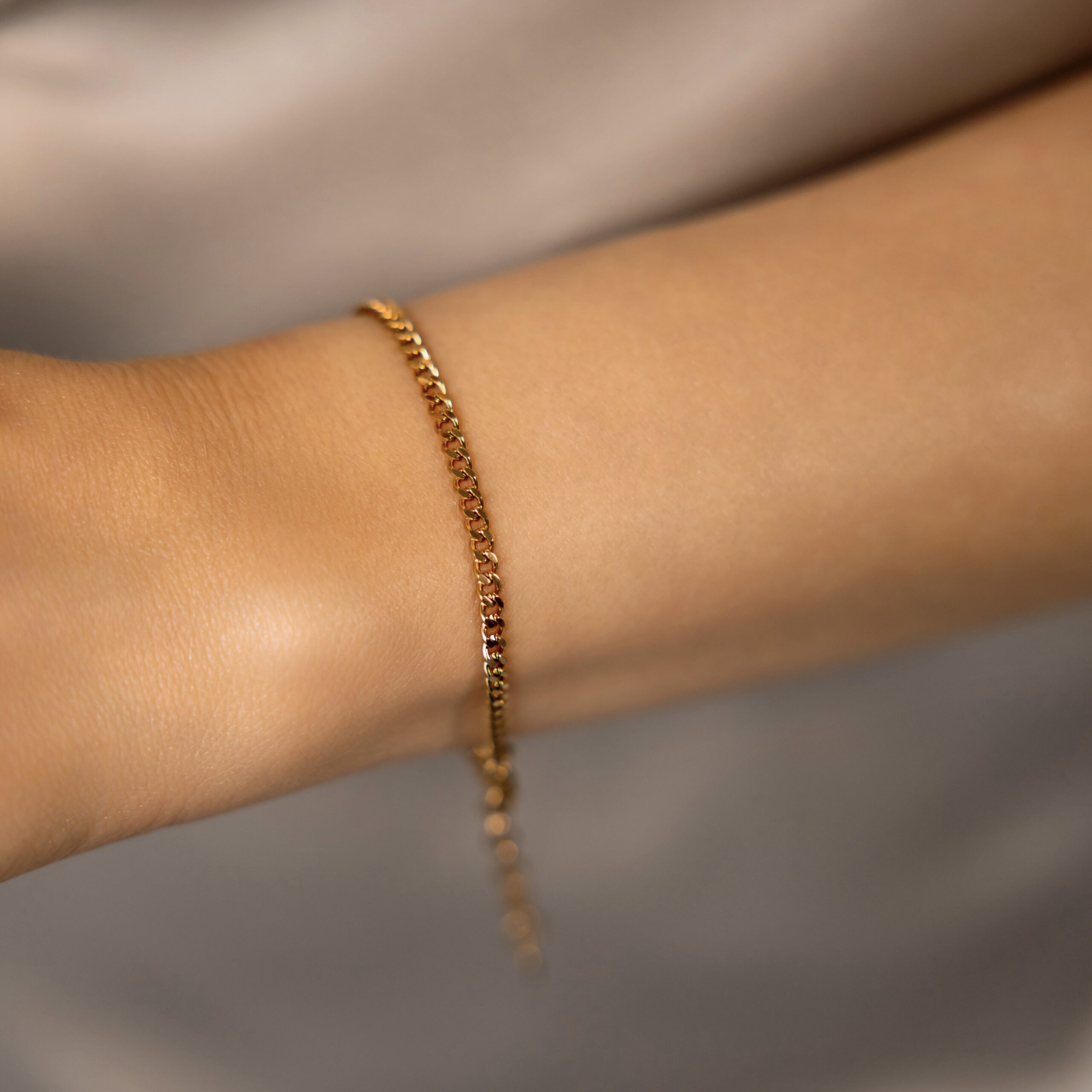 Bransoletka Blush – stal szlachetna pozłacana