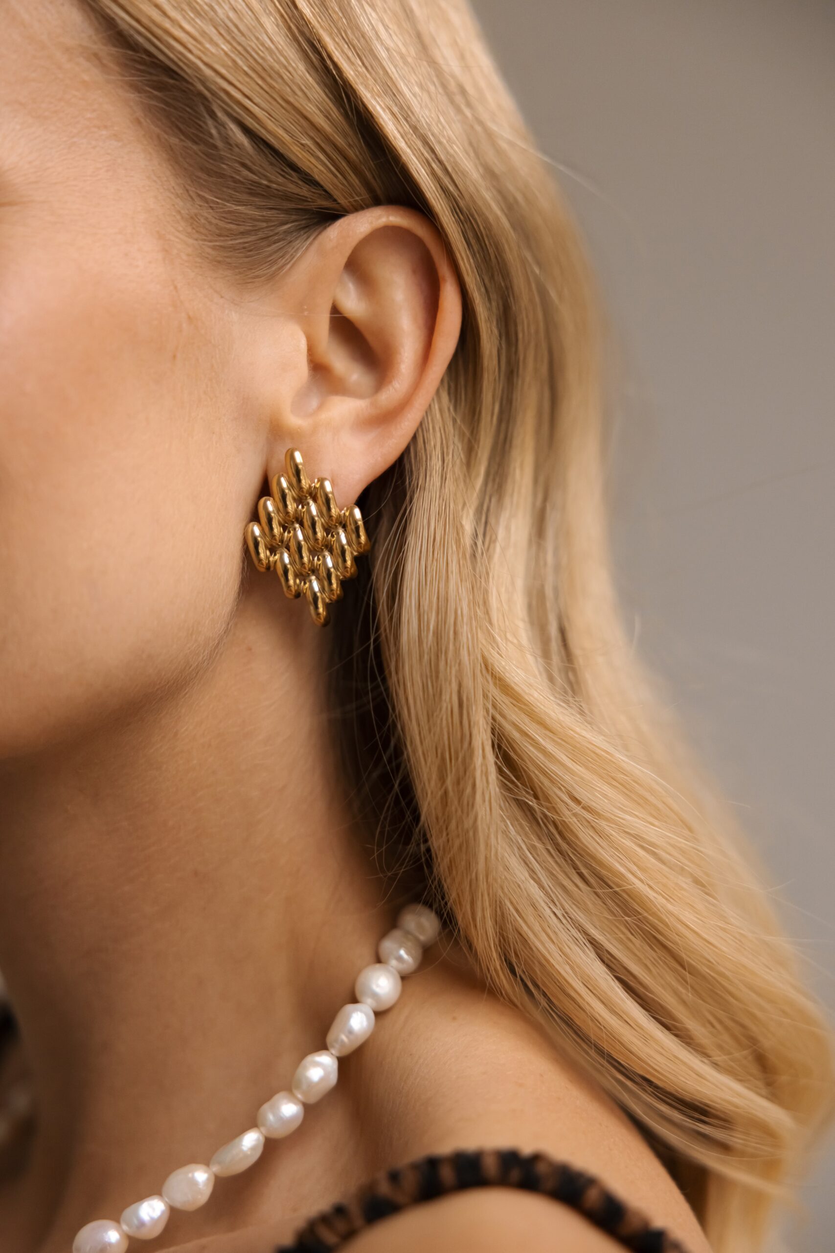 Kolczyki Lumina – stal szlachetna pozłacana