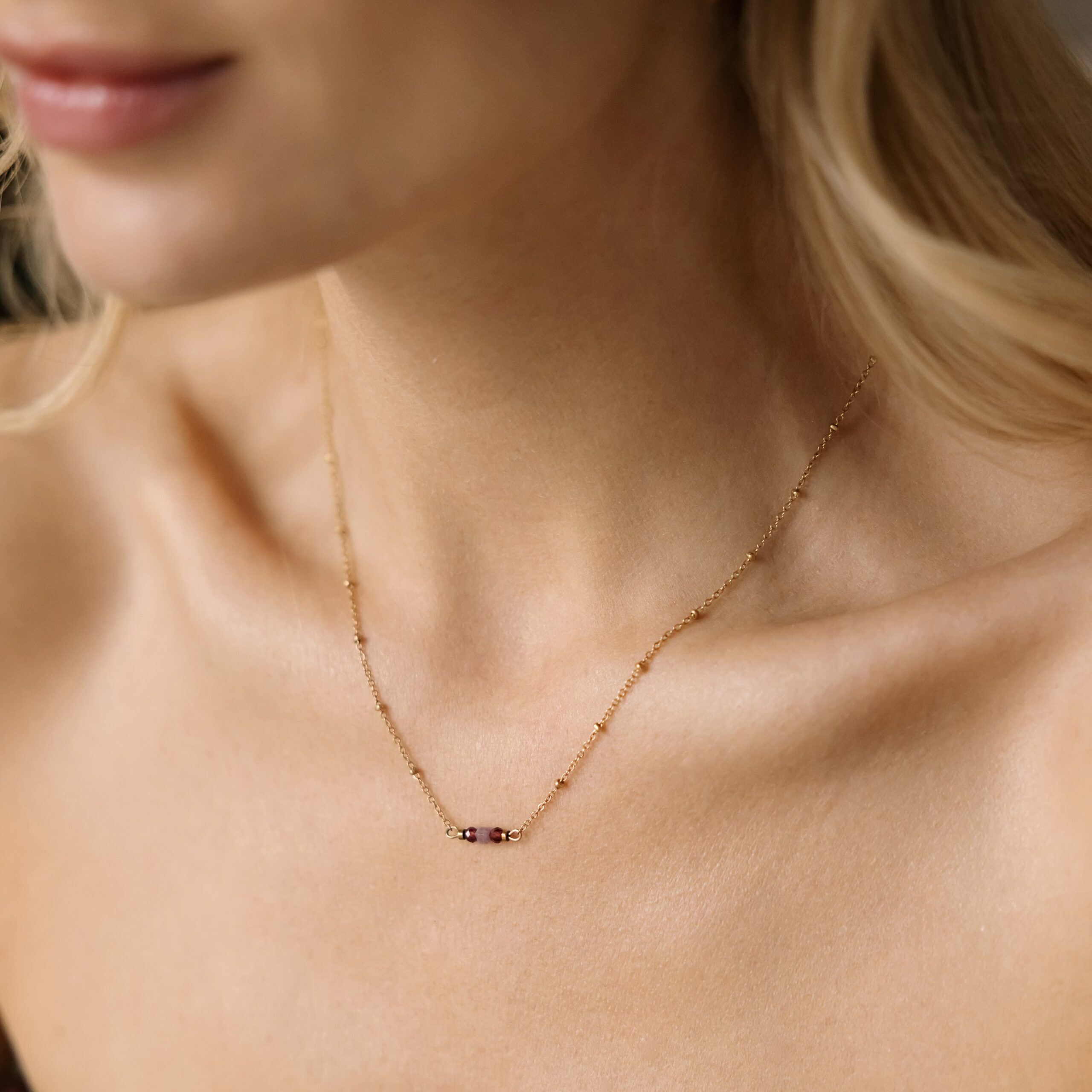 Łańcuszek Royal mystic – Granat, Rubin, Stal szlachetna pozłacana