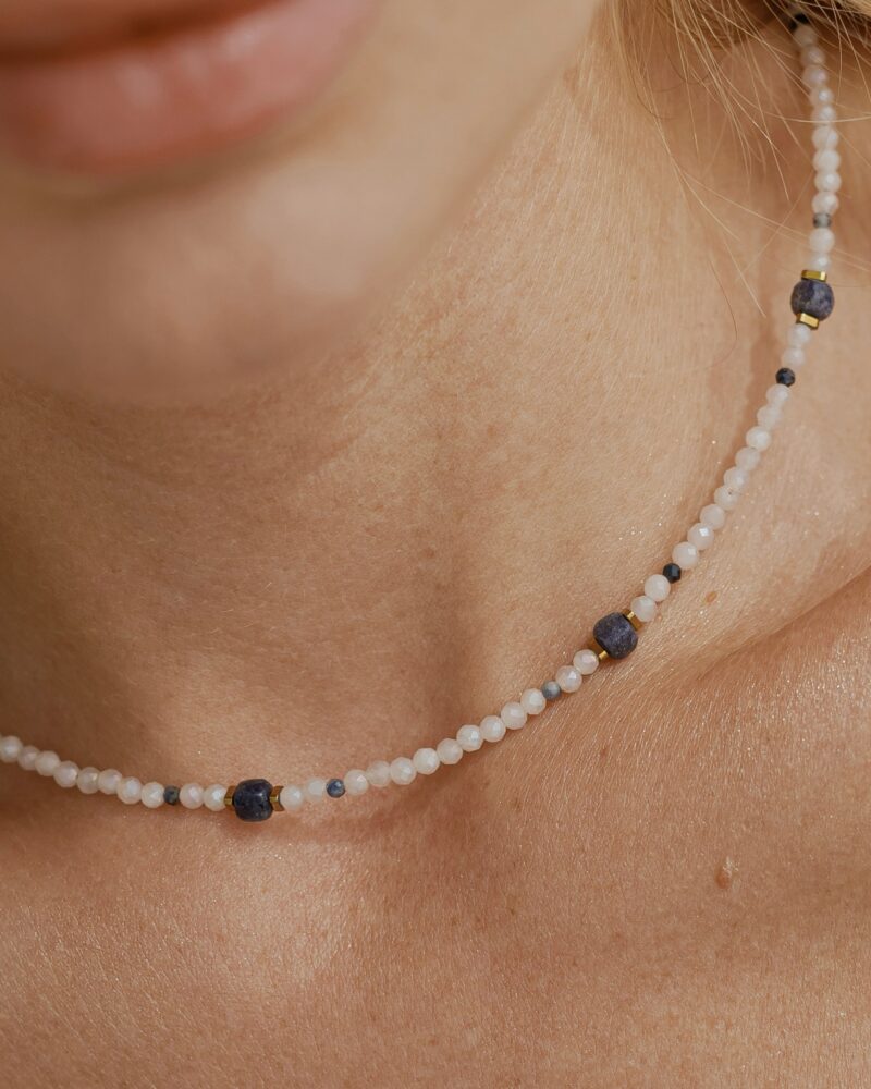 Naszyjnik typu choker "Infinity love" - Szafir